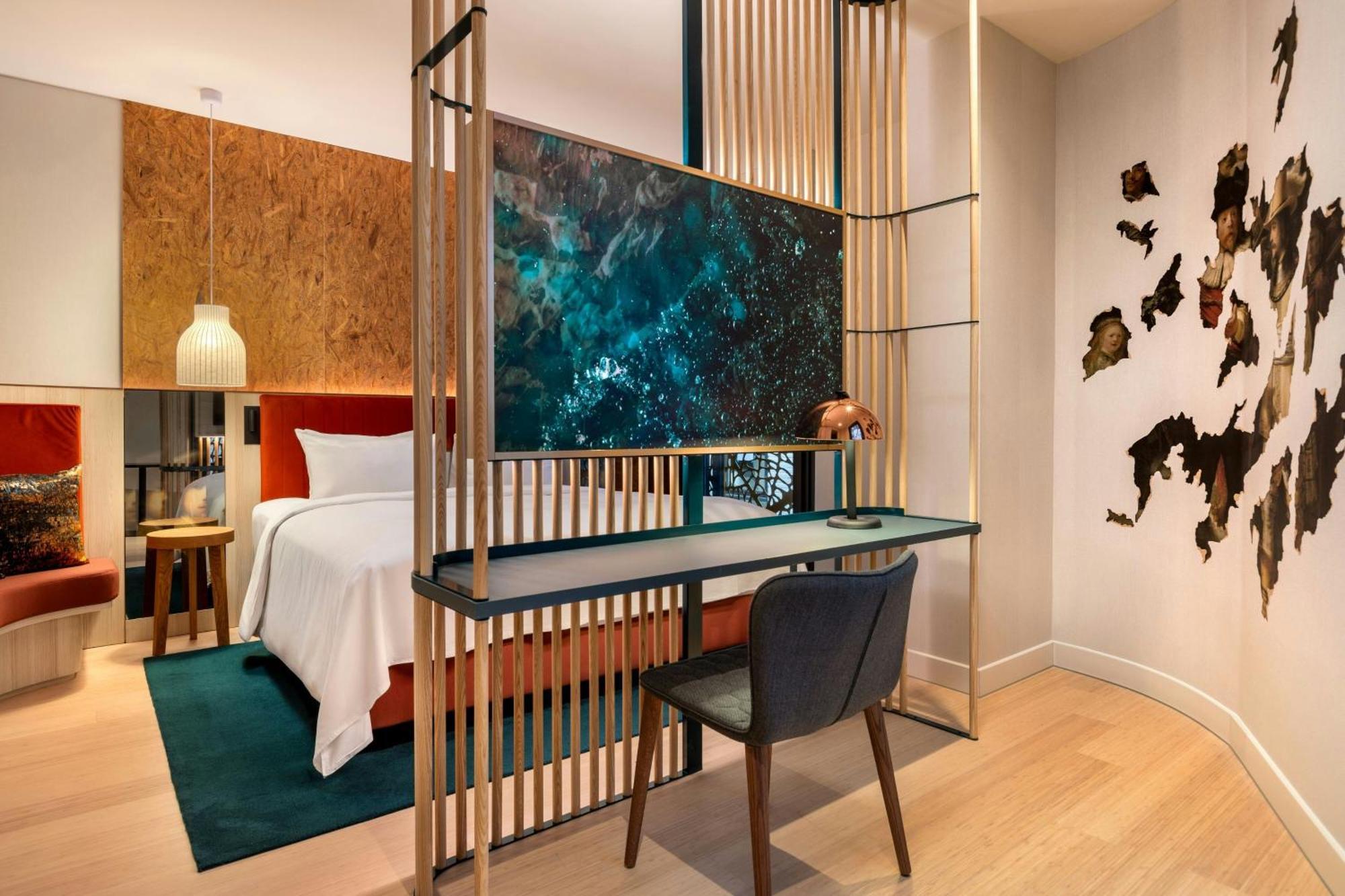 Renaissance Amsterdam Hotel Екстериор снимка Deluxe Room